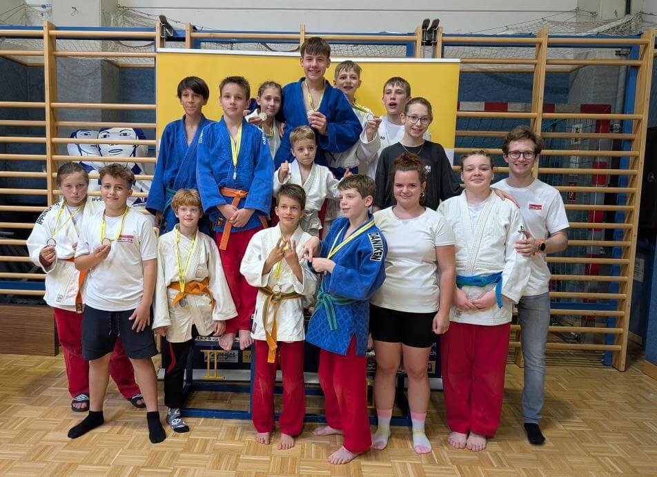 Judo-Nachwuchs des SHIAI-DO Judovereins beim Nachwuchscup in Baden – Turnier und Teamabend in Niederösterreich
